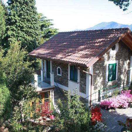 La Camelia D'Oro Apartment Oggebbio Exterior photo