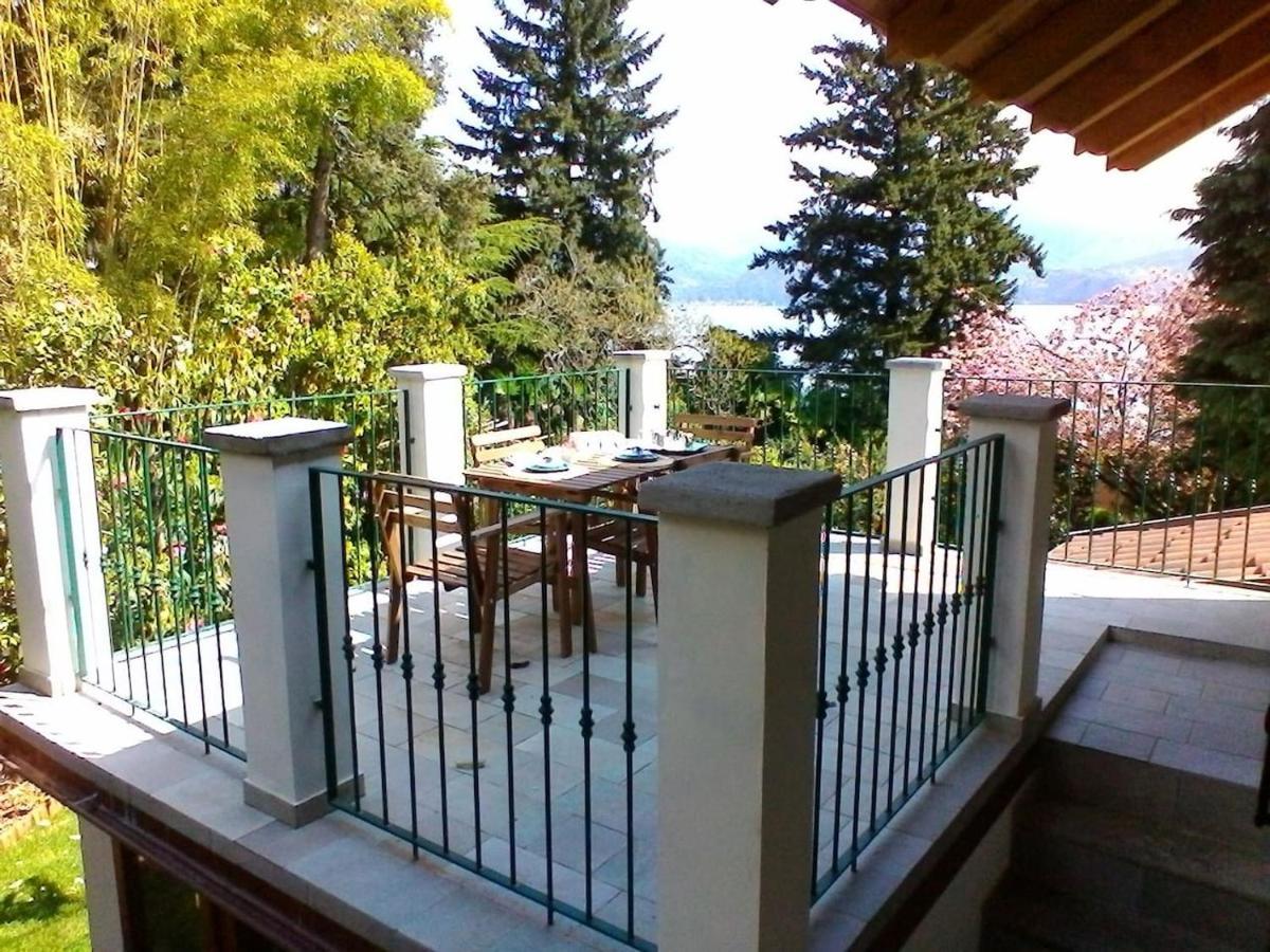 La Camelia D'Oro Apartment Oggebbio Exterior photo